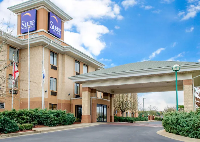 Sleep Inn & Suites East Chase