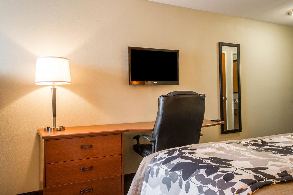 Motel Sleep & East Chase 3*