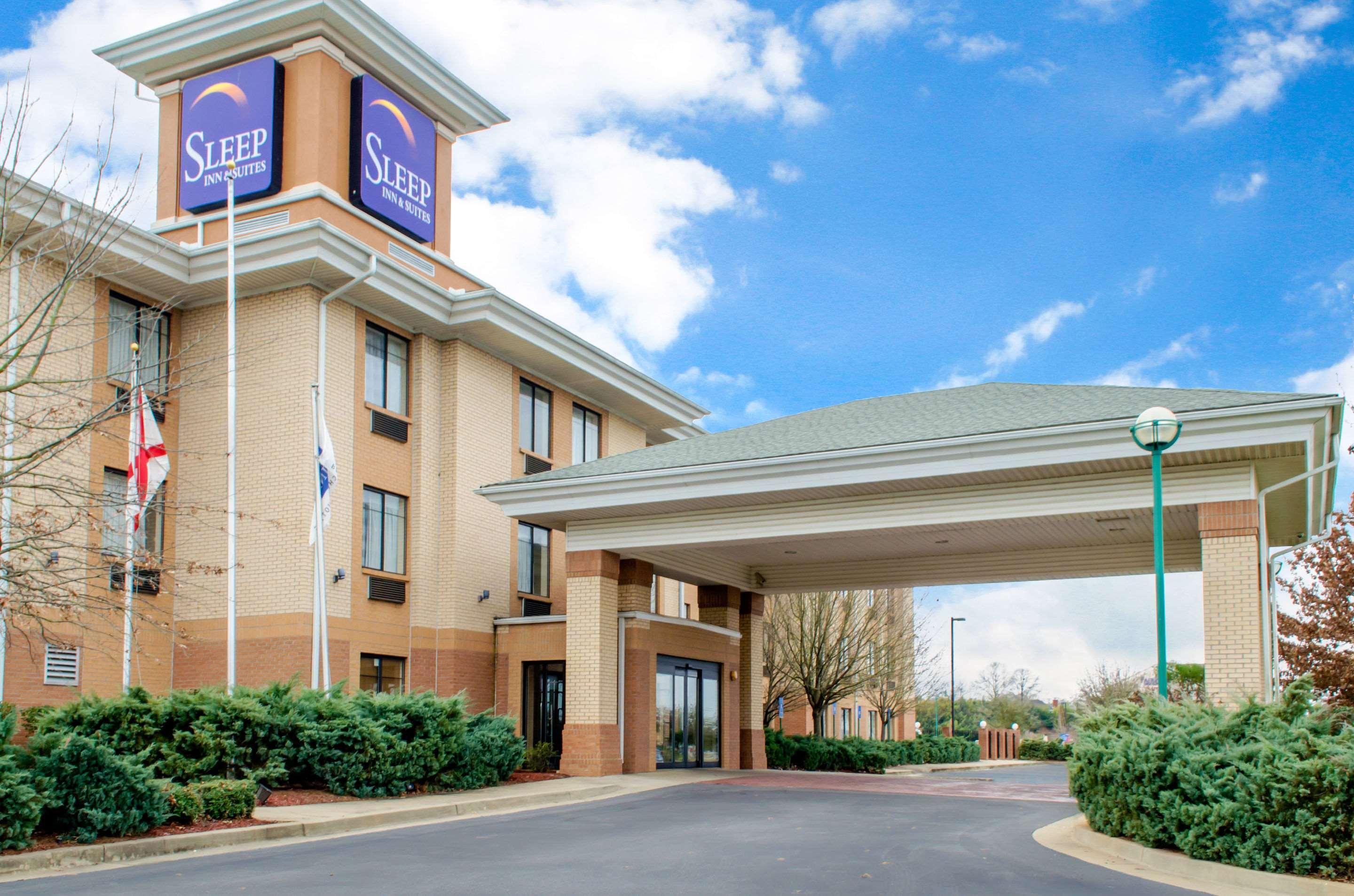 Motel Sleep & East Chase 3*