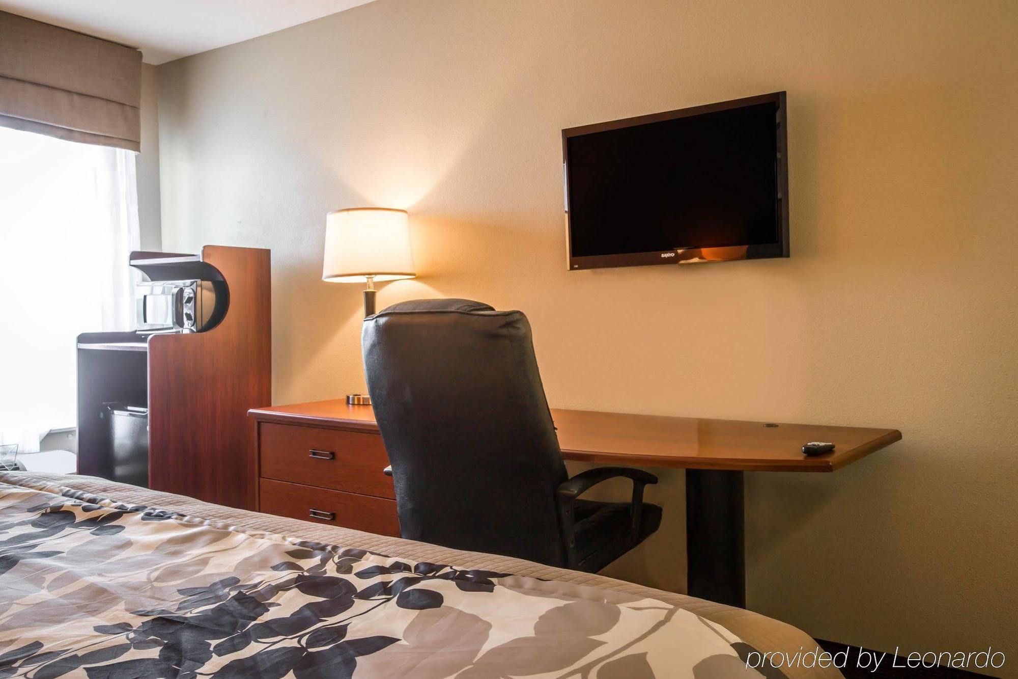 Sleep & East Chase 3* Montgomery